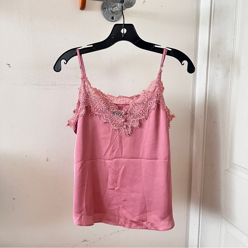 Elegant Pink Lace Top - BEBE